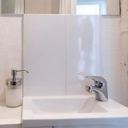Comfortable Flat 10 Minutes From Montsouris Park *